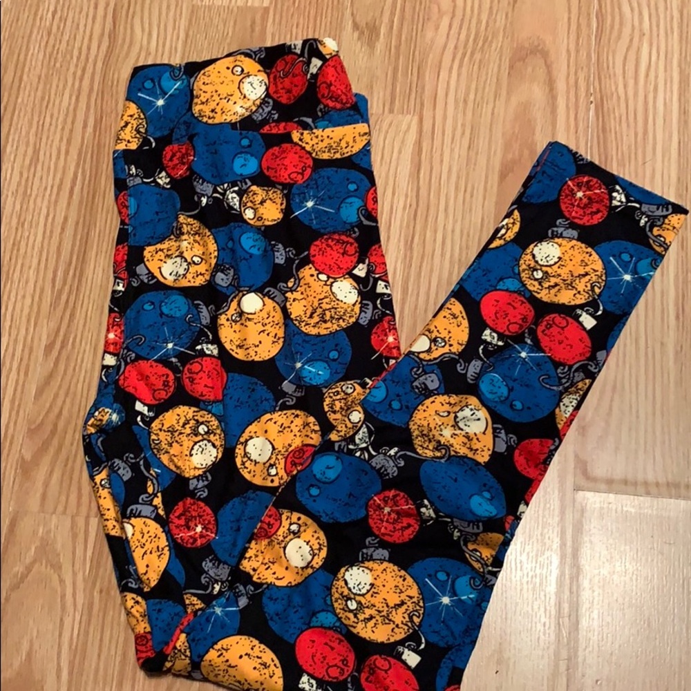 NWOT TC Christmas Lularoe leggings